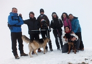 01 In vetta a Cima di Lemma (3248 m.) nella nebbia su neve